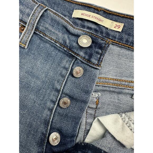 Levi's Wedgie Straight Size 29 High-Rise Cropped Distressed Button Fly Jeans - Picture 4 of 12